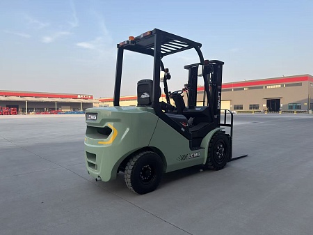  Дизельный погрузчик LGMG CDPD35 3,5т 3,0м Xinchai Арт 331185 низкие цены 