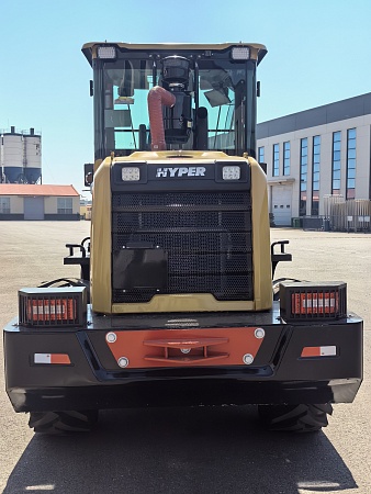  Фронтальный погрузчик HYPER LM938 арт. 10000700  